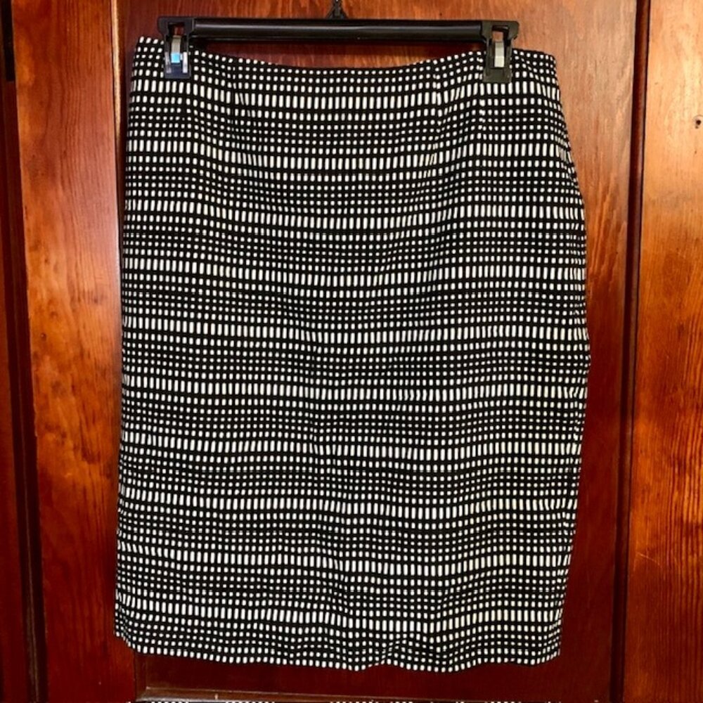Jones Studio Black and White Print Lined Pencil Skirt, Women's Size 12